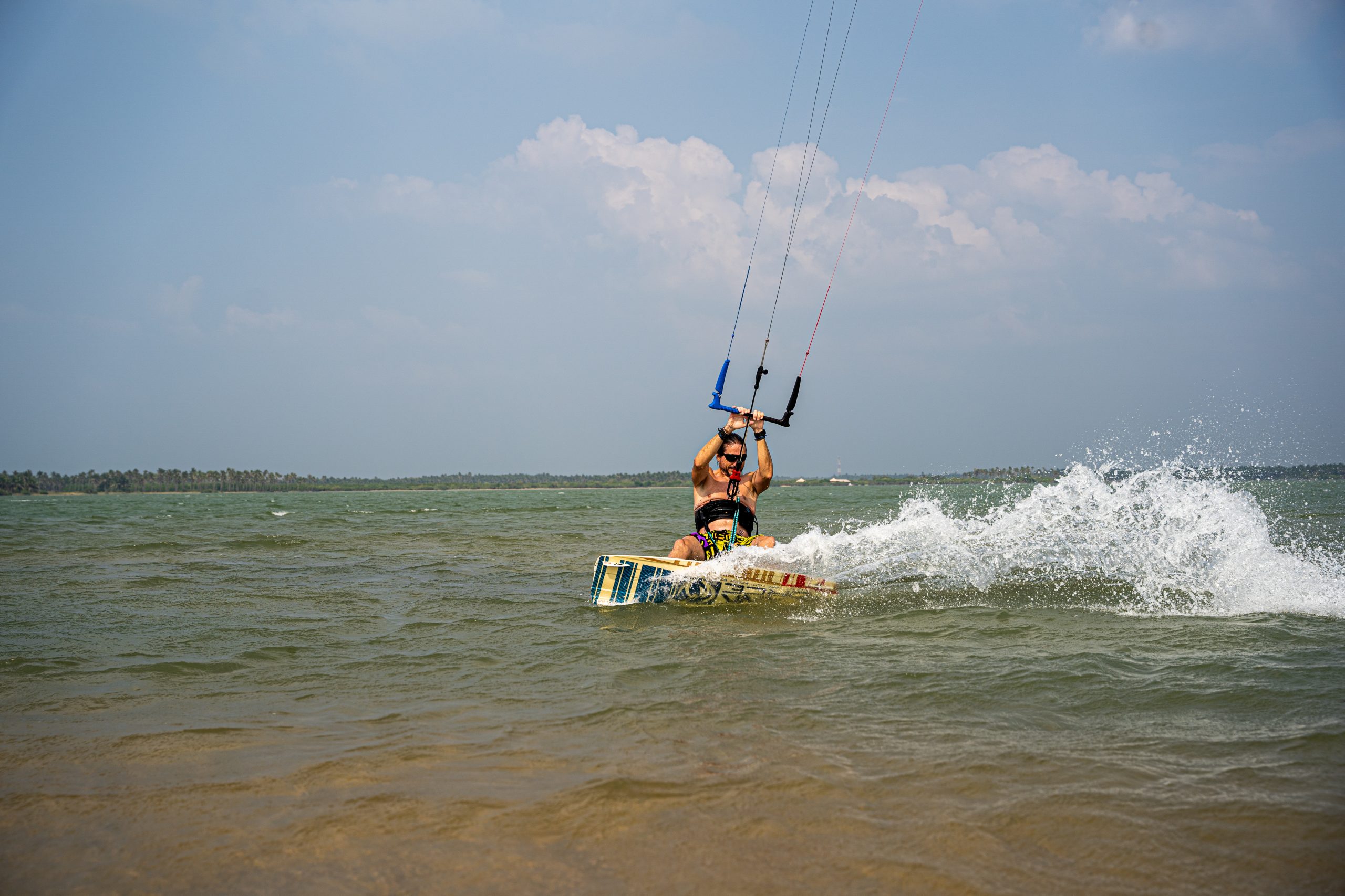 Kitesurfing in Kalpitiya