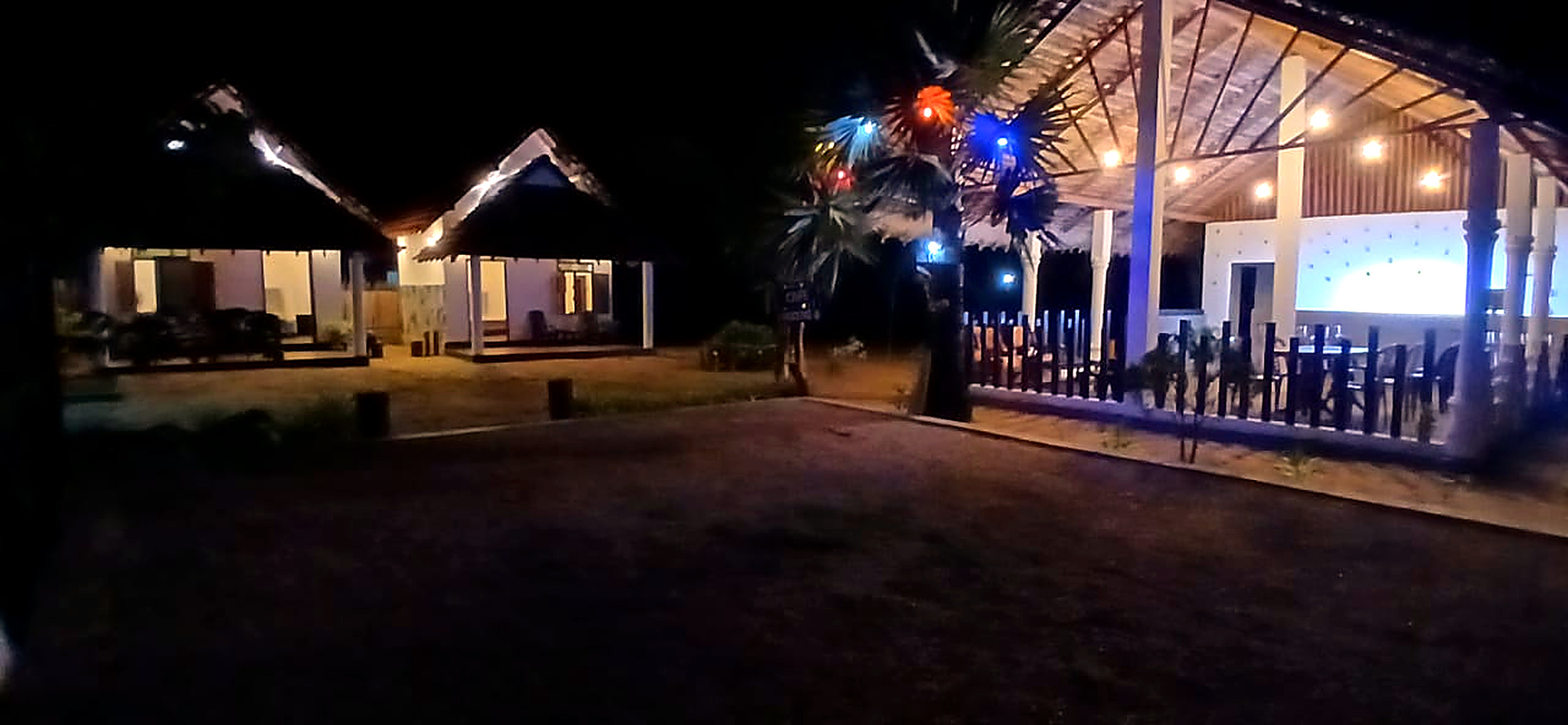 Outdoor shower area at Kite Wing Brothers, Kalpitiya